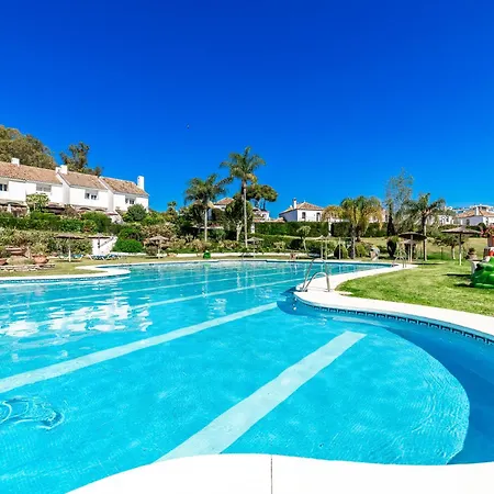 Cute In Benamara A Few Meters From The Between &marbella